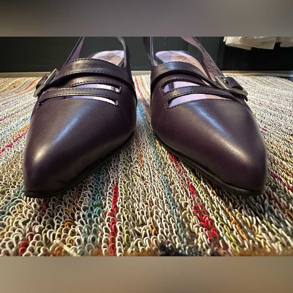Fluevog VINTAGE EXCELLENT purple pointy slingback heel w/ cutouts & buckle - 9.5 - Picture 5 of 16